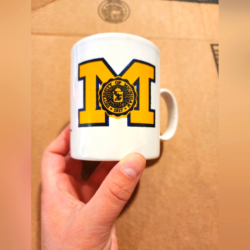 University Of Michigan Staffordshire England Kiln Craft  10 Oz Coffee Mug